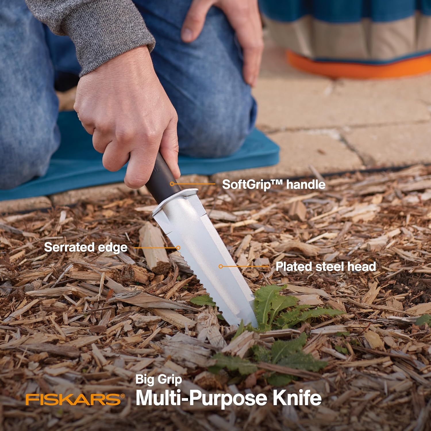 Fiskars Ergo Scratch Tool Garden Weeder